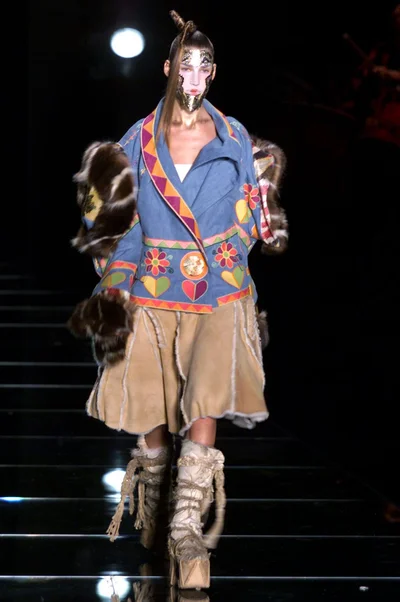 Look 4